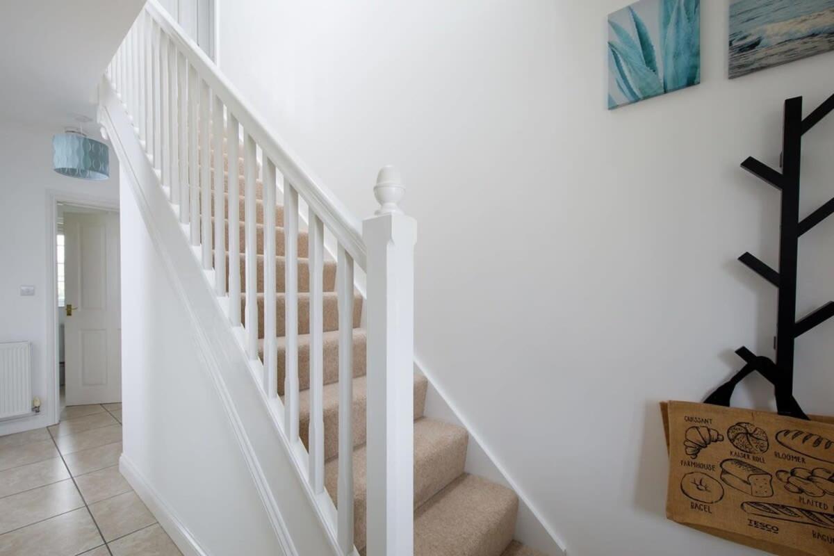 Modern & Stylish Seaside Family Home Chichester Exteriör bild