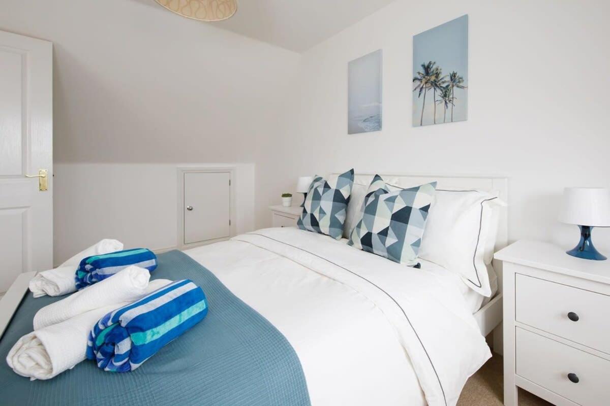 Modern & Stylish Seaside Family Home Chichester Exteriör bild