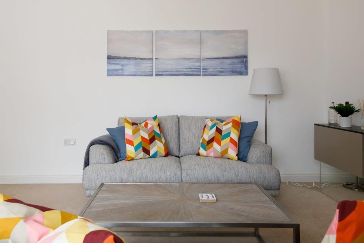Modern & Stylish Seaside Family Home Chichester Exteriör bild
